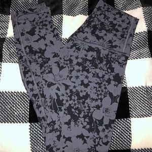 25” lululemon align leggings